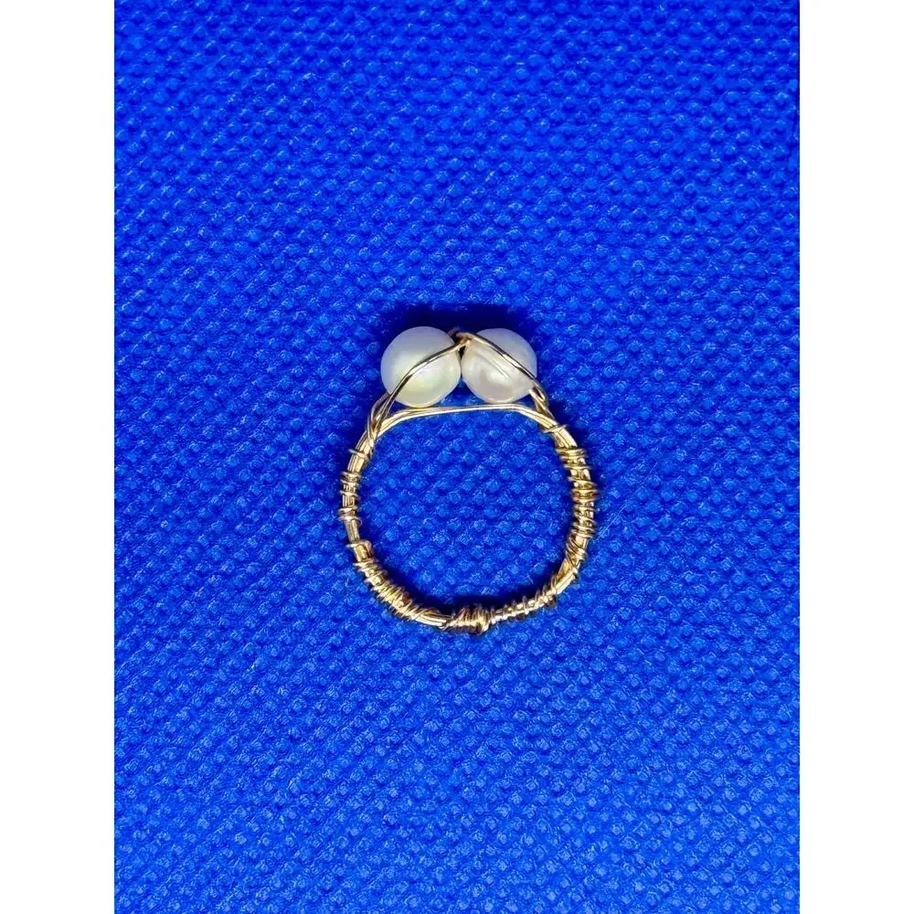 🧚🏻‍♀️ Handmade Freshwater Pearl Wire Wrapped Ring Size 6 Gold Tone